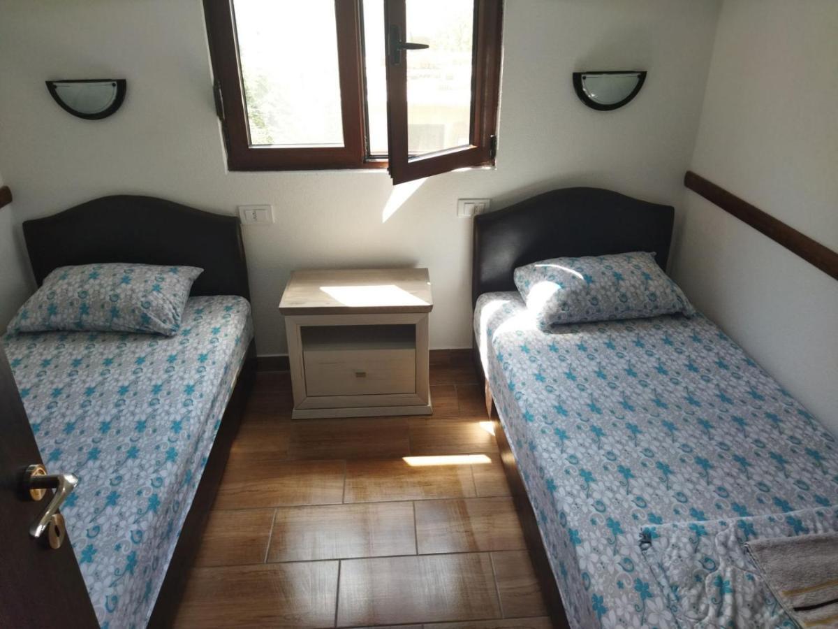 Villa Ivan Risan Esterno foto