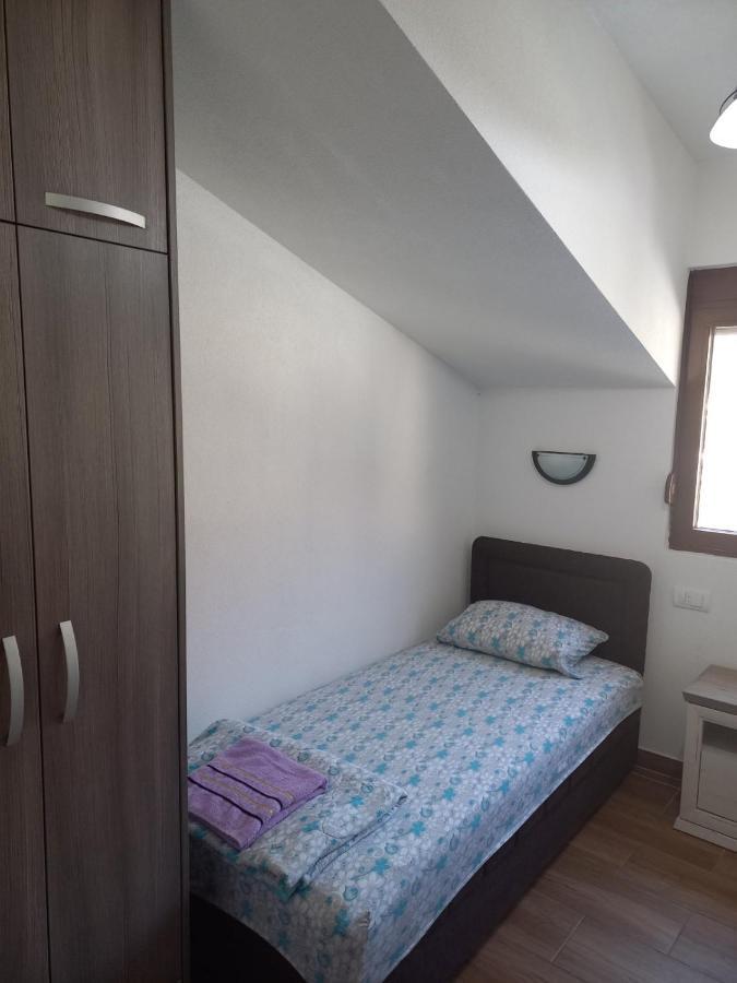 Villa Ivan Risan Esterno foto