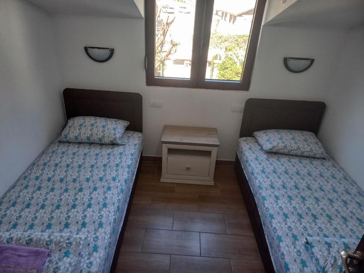 Villa Ivan Risan Esterno foto