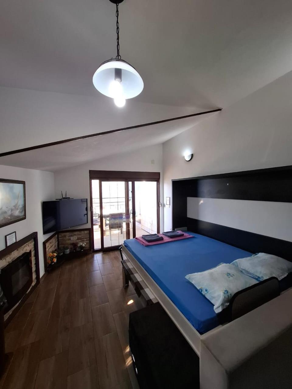 Villa Ivan Risan Esterno foto